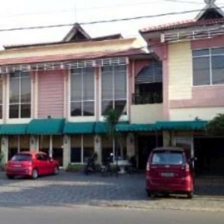 Hotel Margosuko Malang Eksteriør billede